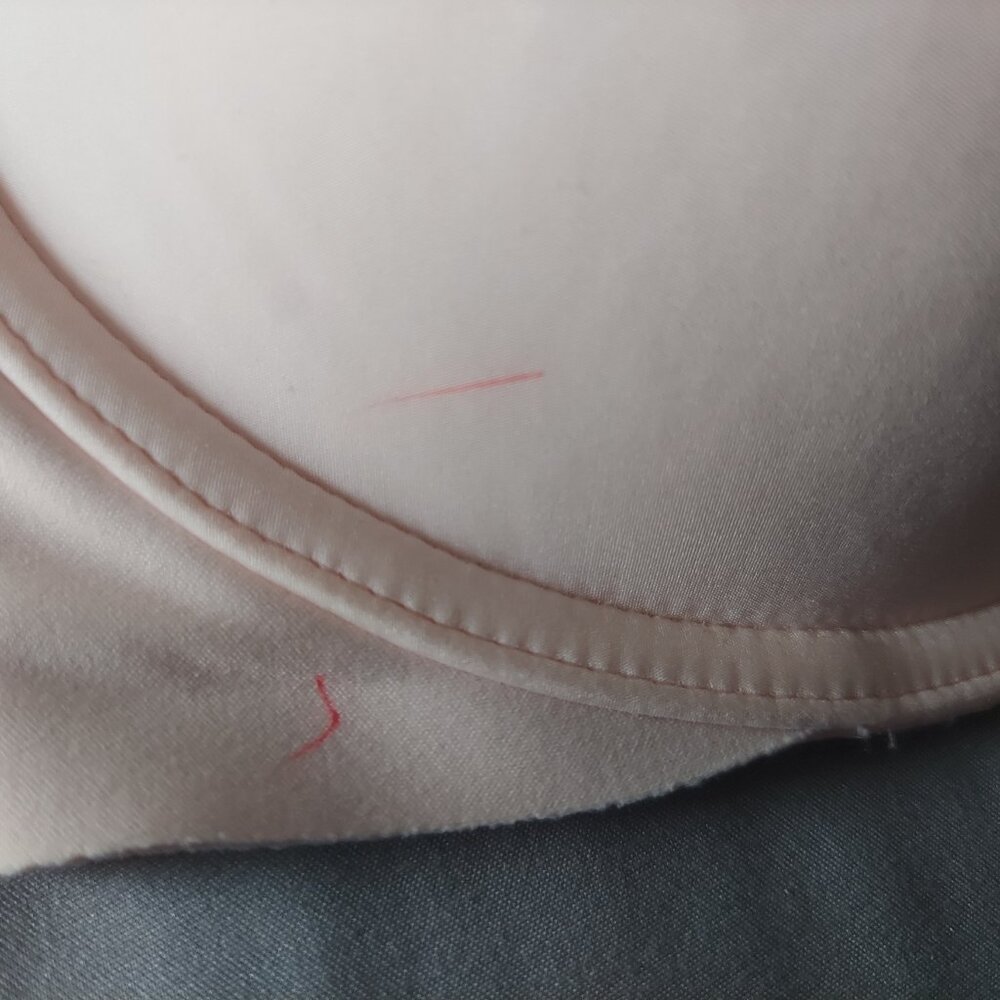 38DD Victoria's secret bra bundle of 3 - Picture 10 of 11